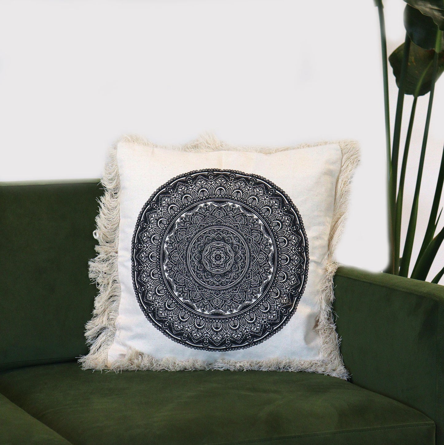 Mandala Cushion Cover - Traditional - Black - 45 x 45 cm